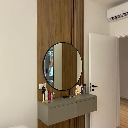 Daire Glamorous 2-bedroom - Near Tiran