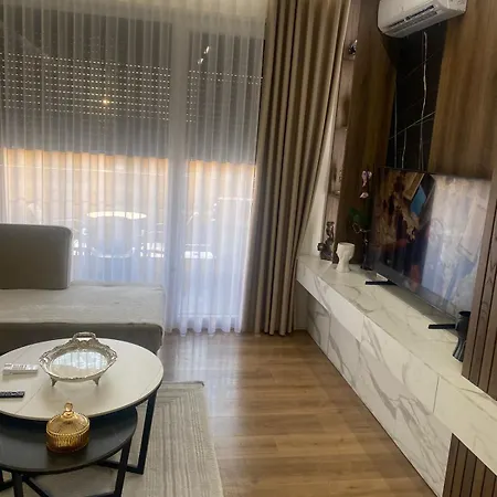 Glamorous 2-bedroom - Near Apartamento *